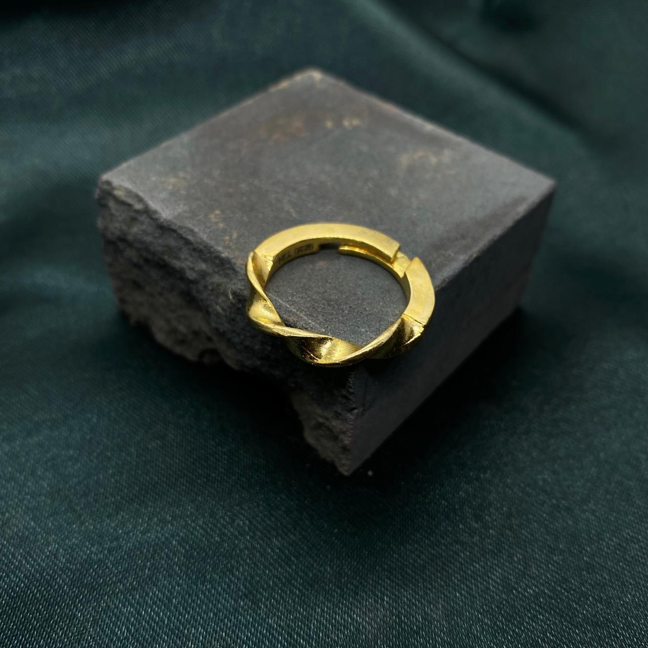 18kt Gold Plated Adjustable Curl Ring