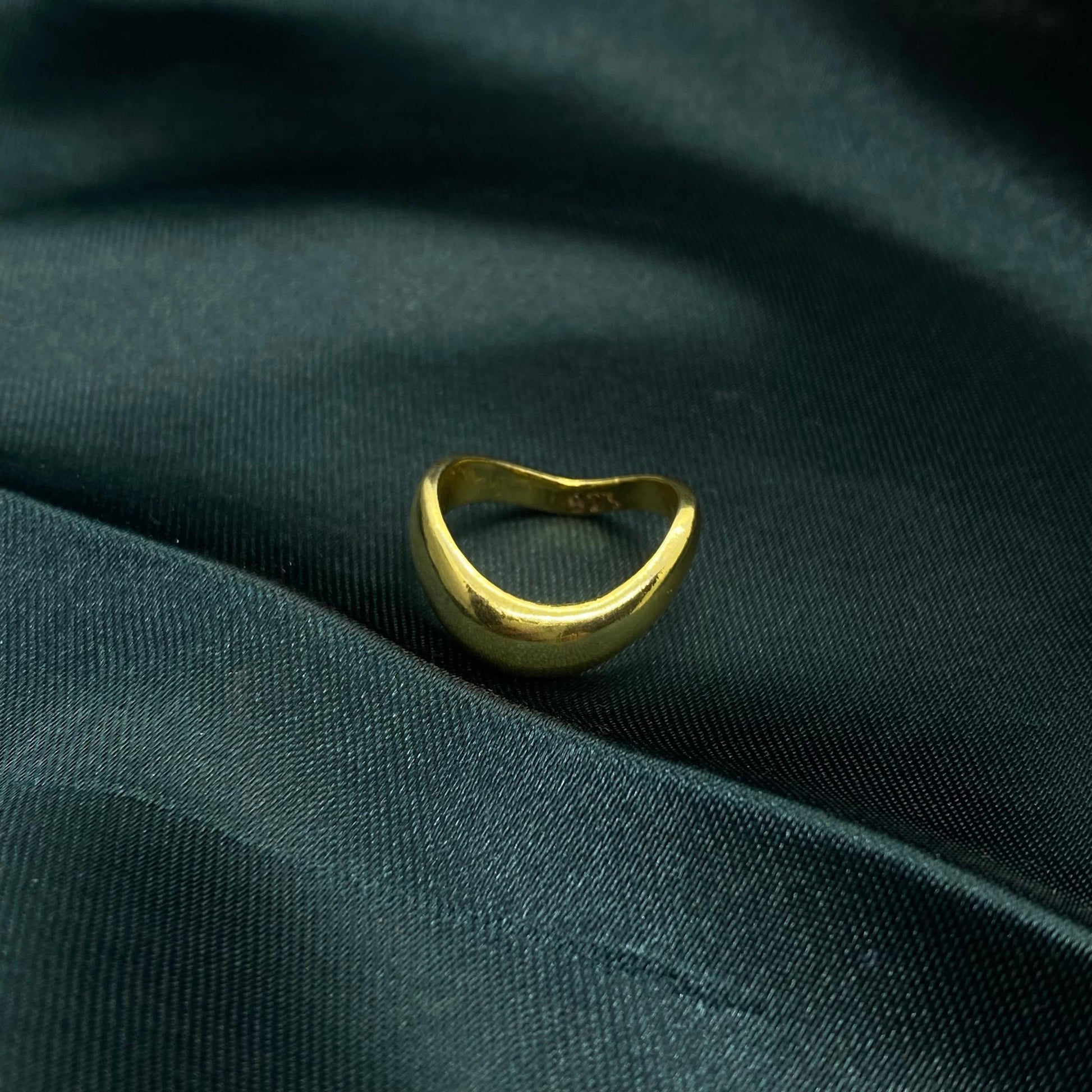 18KT GOLD PLATED WAVE RING